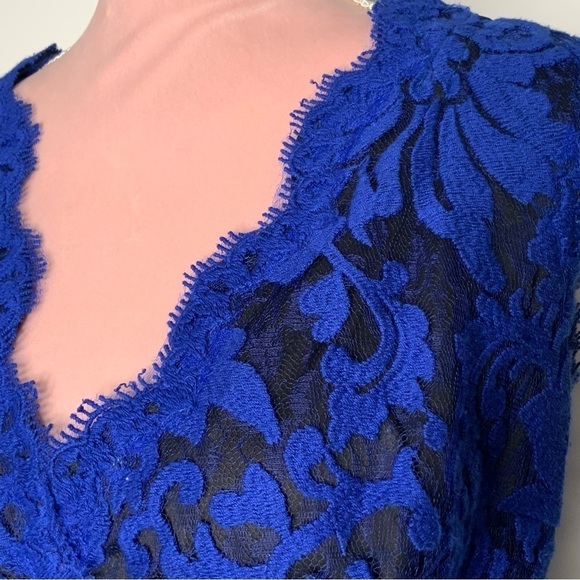 Tadashi Shoji gorgeous dress. - Picture 5 of 13